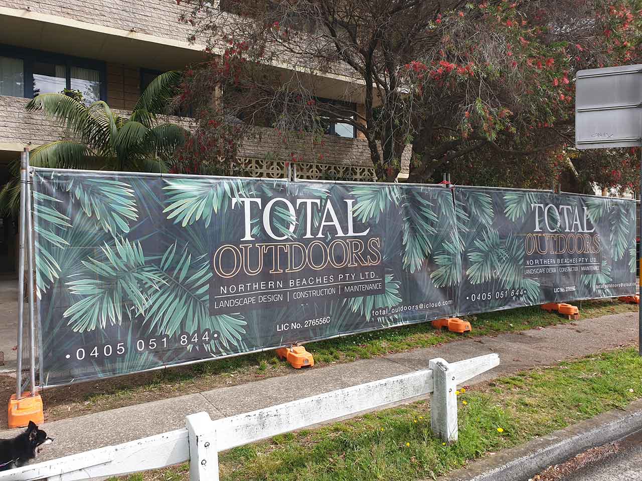 Fence mesh banner